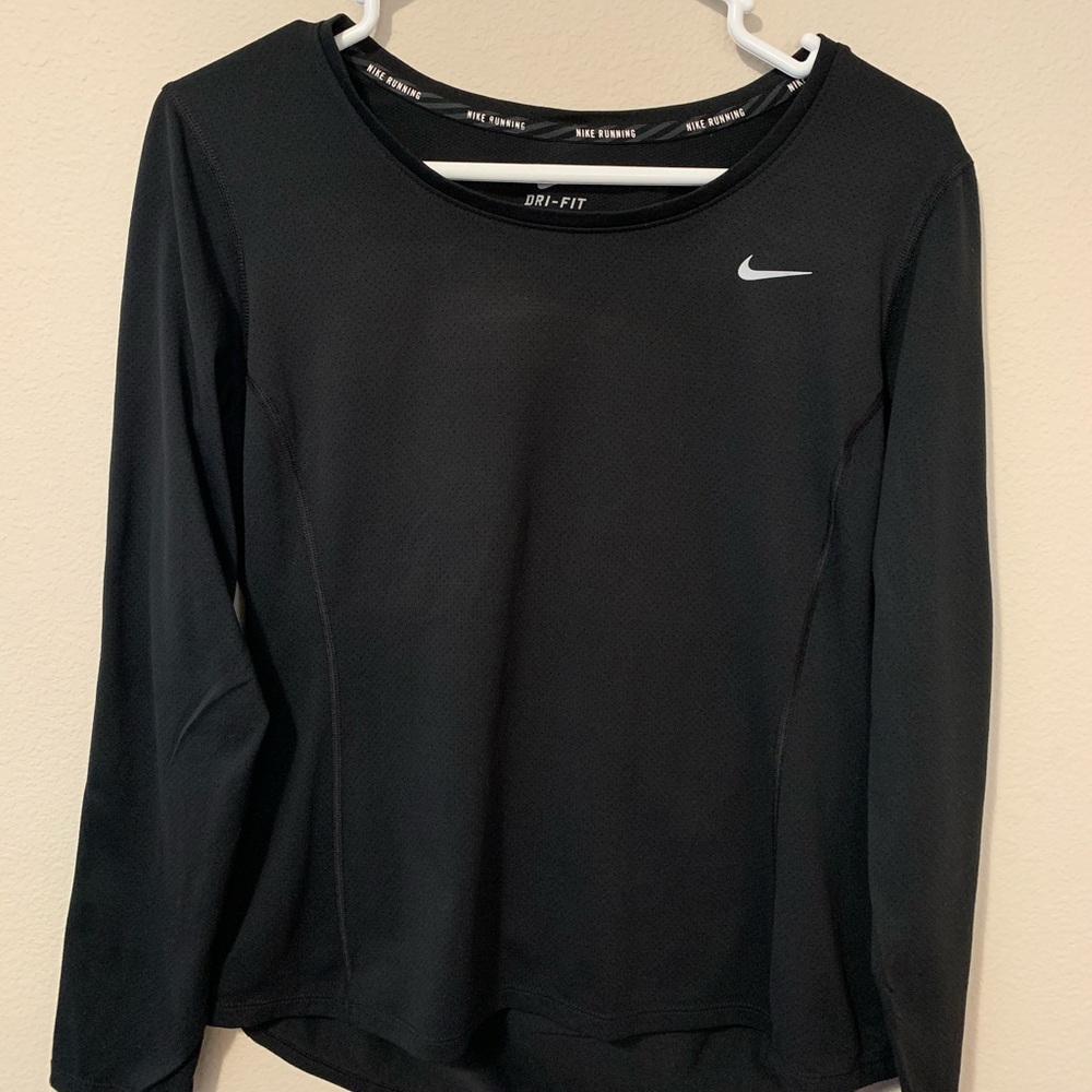 Nike Long Sleeve T-Shirt